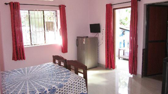 Fraddie Guest House Calangute Esterno foto